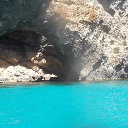 The Lighthouse Għarb